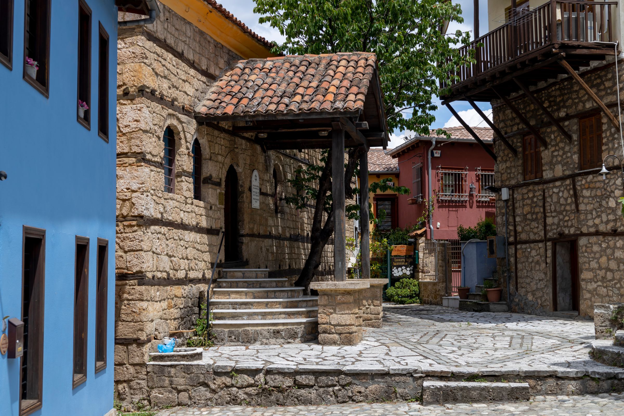 Jewish Quarter & Ottoman Traces