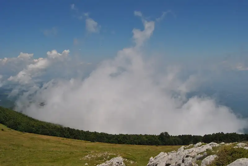 Clouds above the peaks of Vermio
