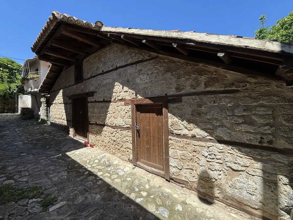 Exploring the Holy Church of the Virgin Mary Valtesini: A 14th-Century Gem in Veria, Greece